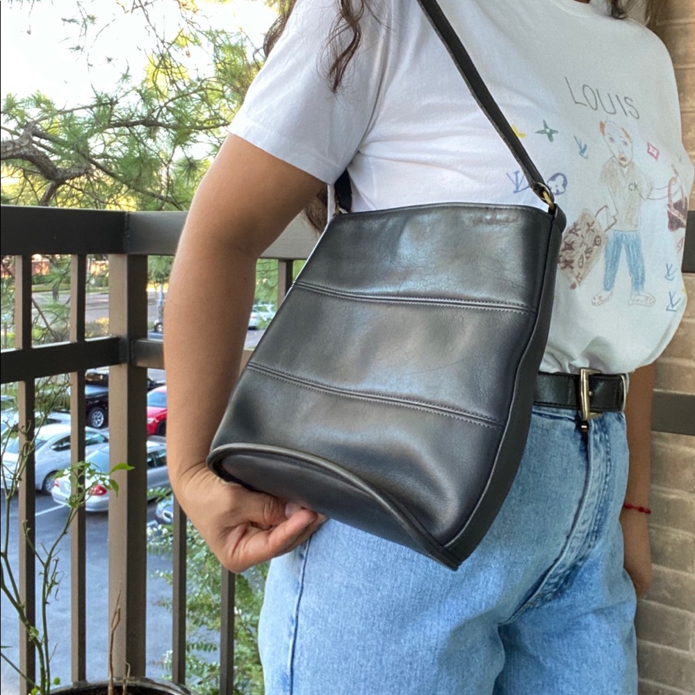 Vintage Coach Black Full Grain Leather Bucket Bag
